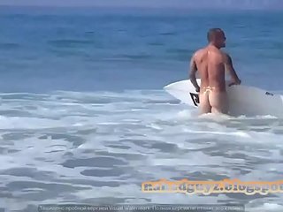 Surfer https://nakedguyz.blogspot.com